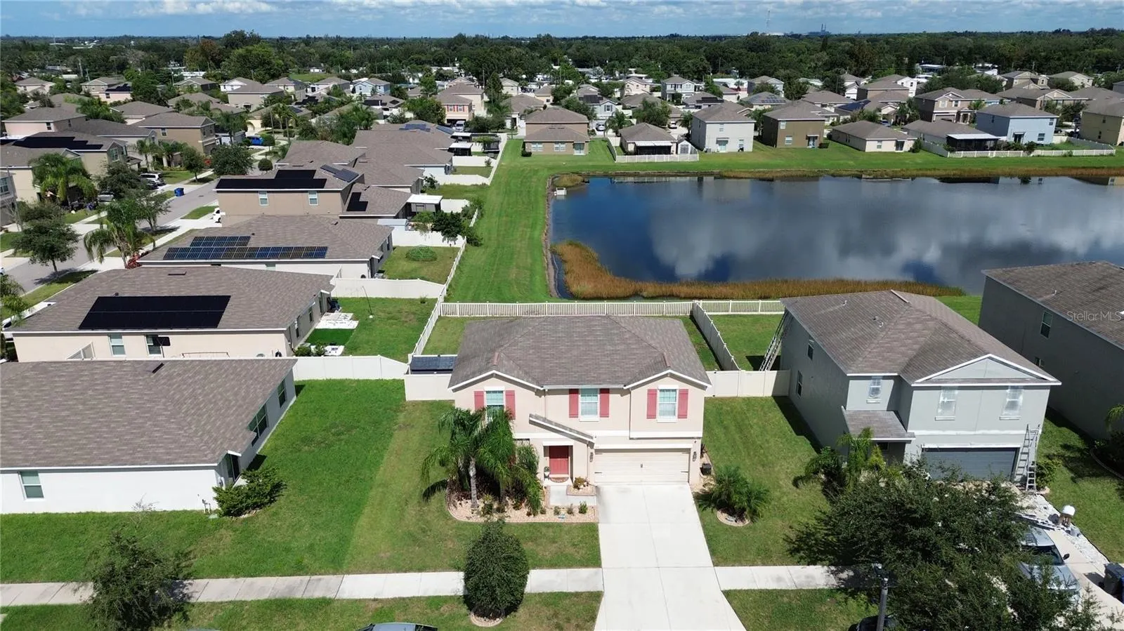 128 CASCADE BEND DR