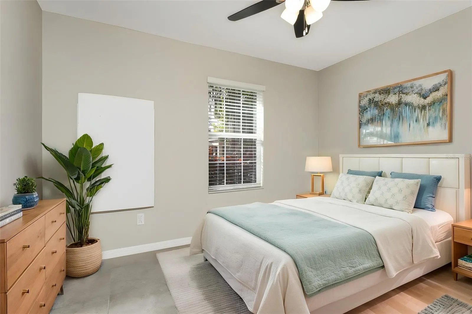 128 CASCADE BEND DR