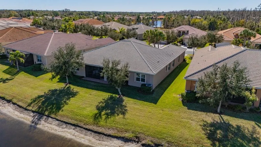 15644 AURORA LAKE CIR