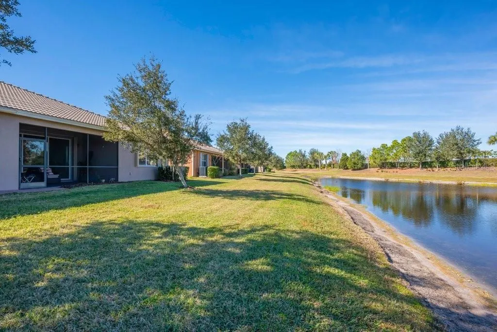 15644 AURORA LAKE CIR