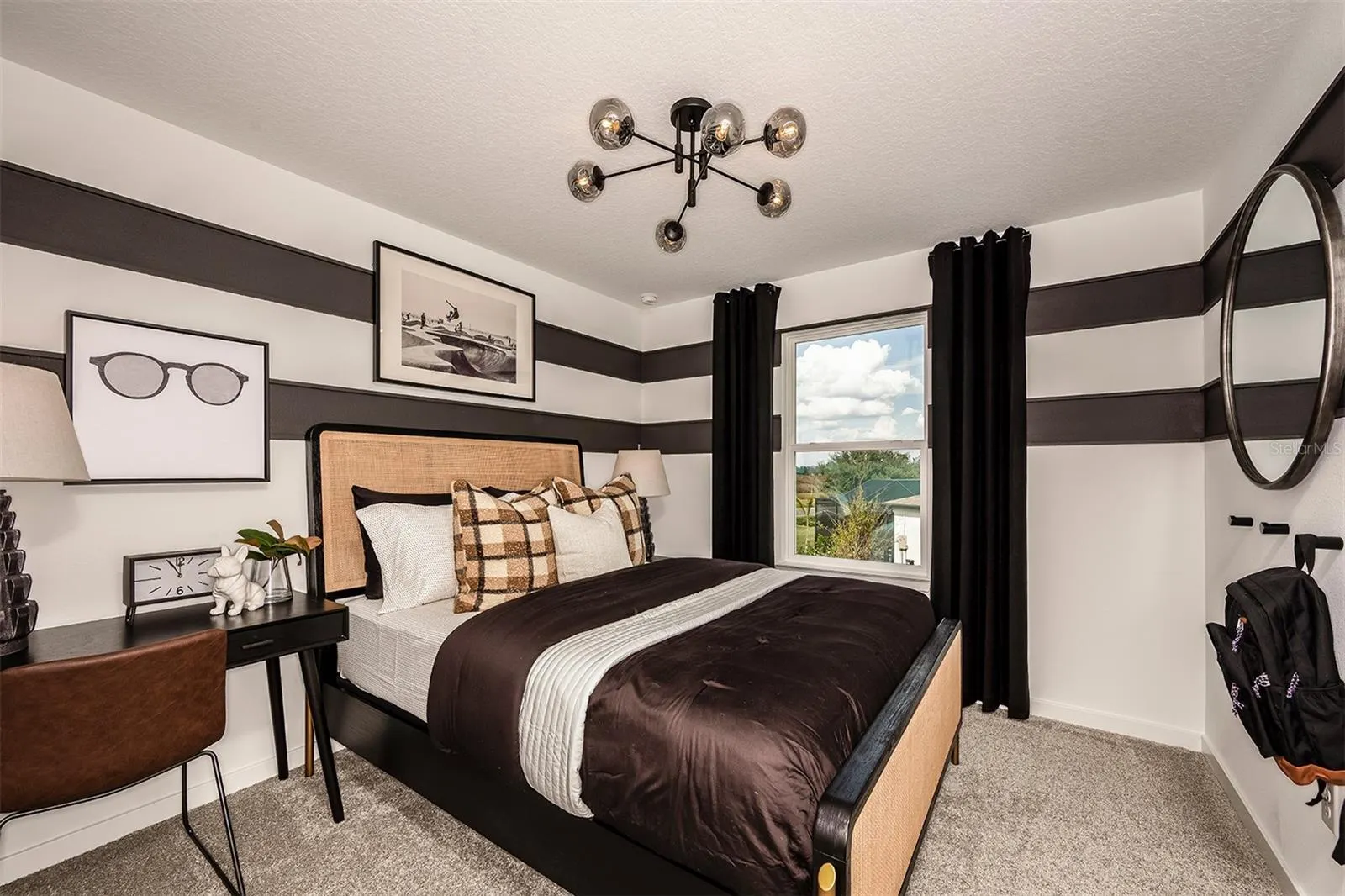 9907 TRELLIS VINE WAY