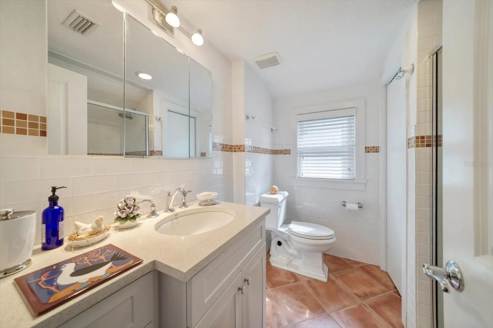 2605 PASS A GRILLE WAY