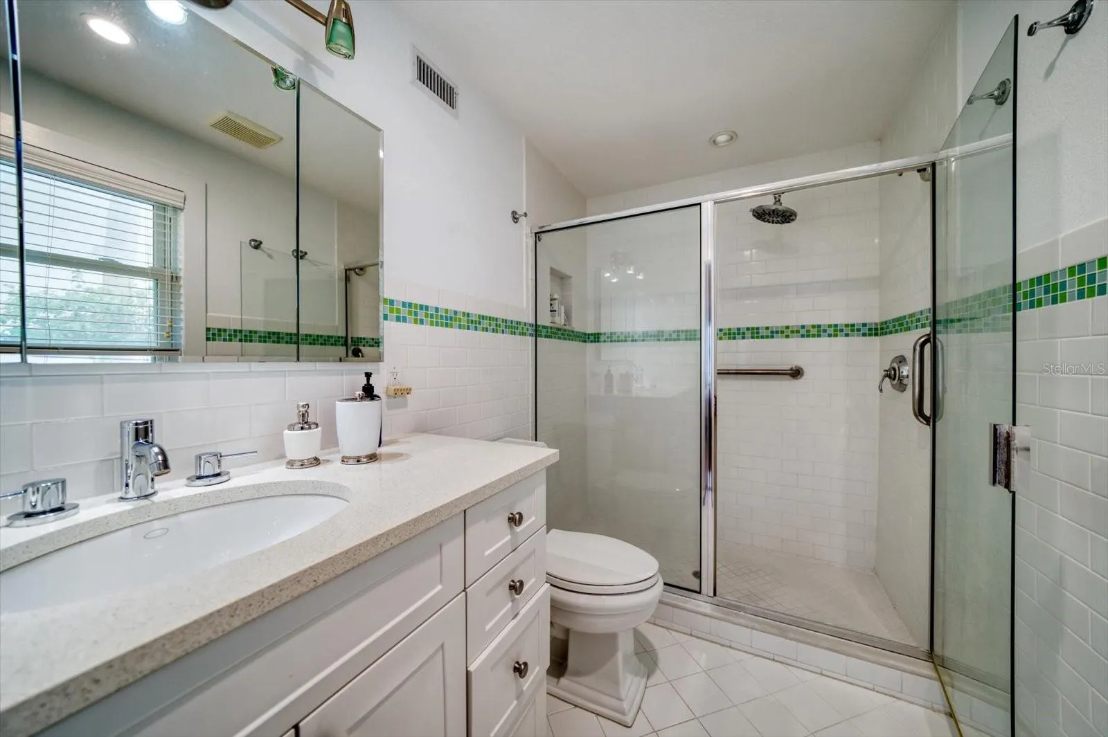 2605 PASS A GRILLE WAY