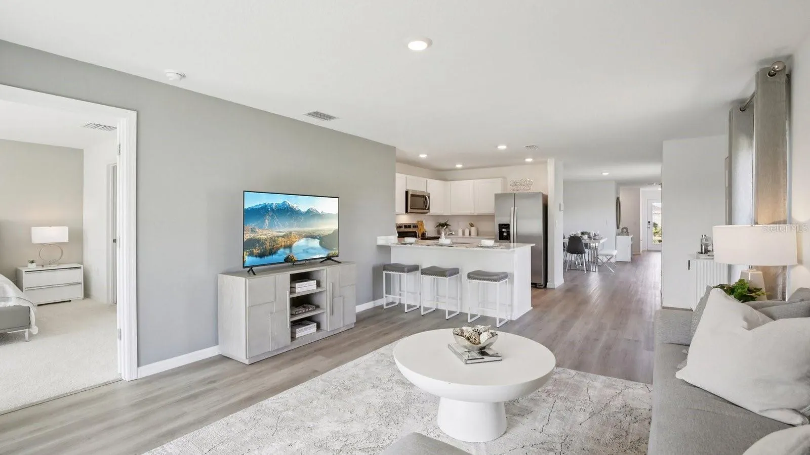 8304 RIVERBEND RISE LN