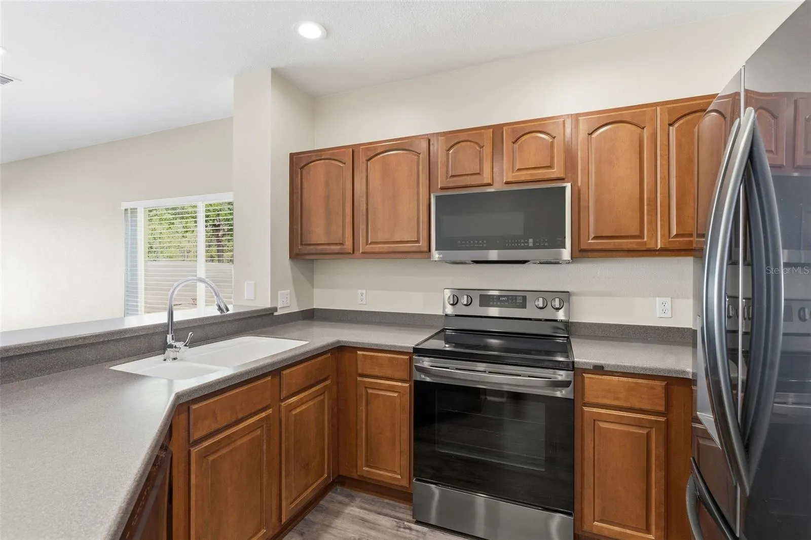 20484 NEEDLETREE DR
