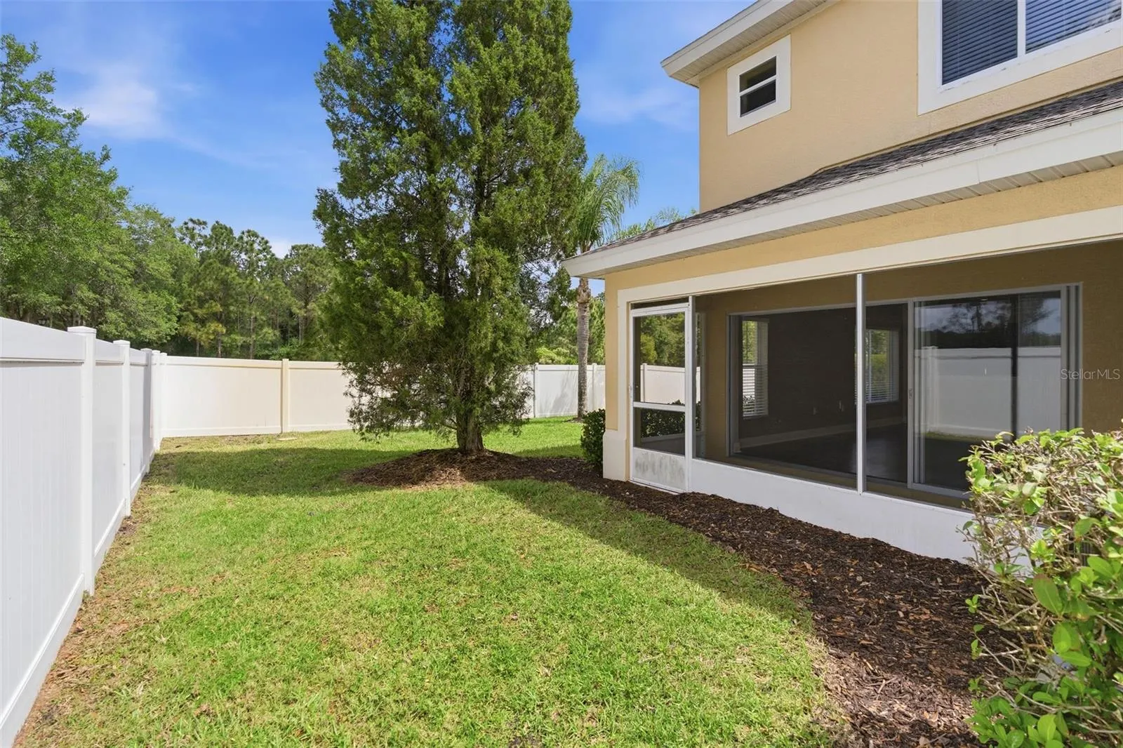 20484 NEEDLETREE DR
