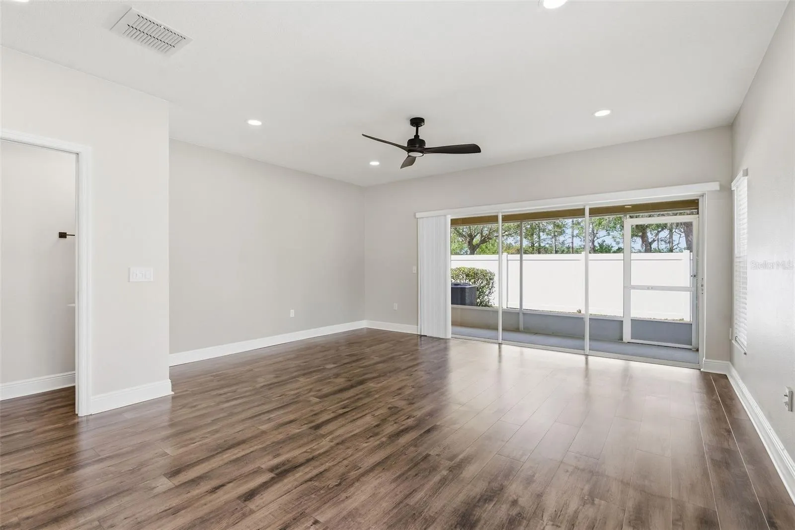 20484 NEEDLETREE DR