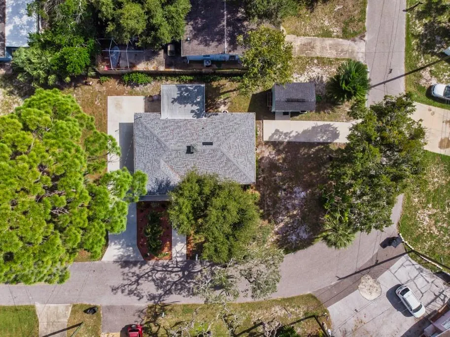 6436 LAMBERT LN