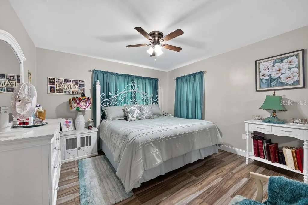 6436 LAMBERT LN