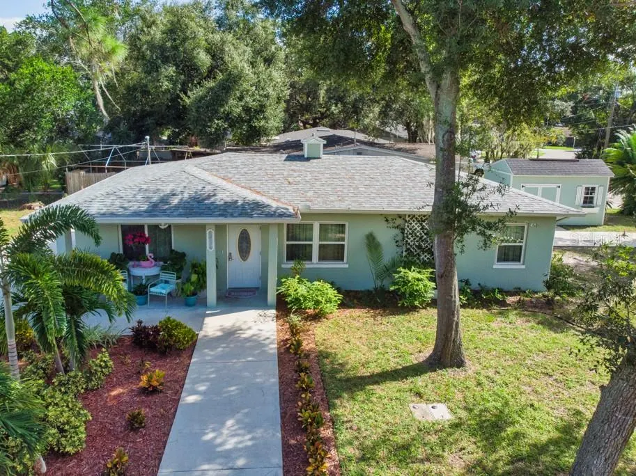 6436 LAMBERT LN