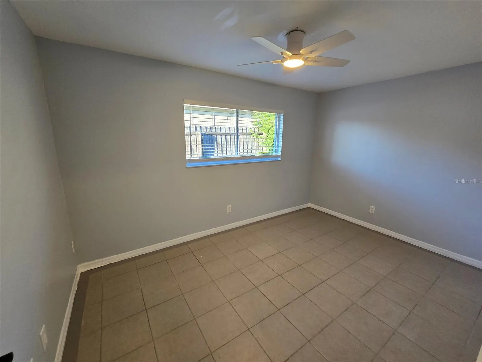 1007 VINEYARD CT