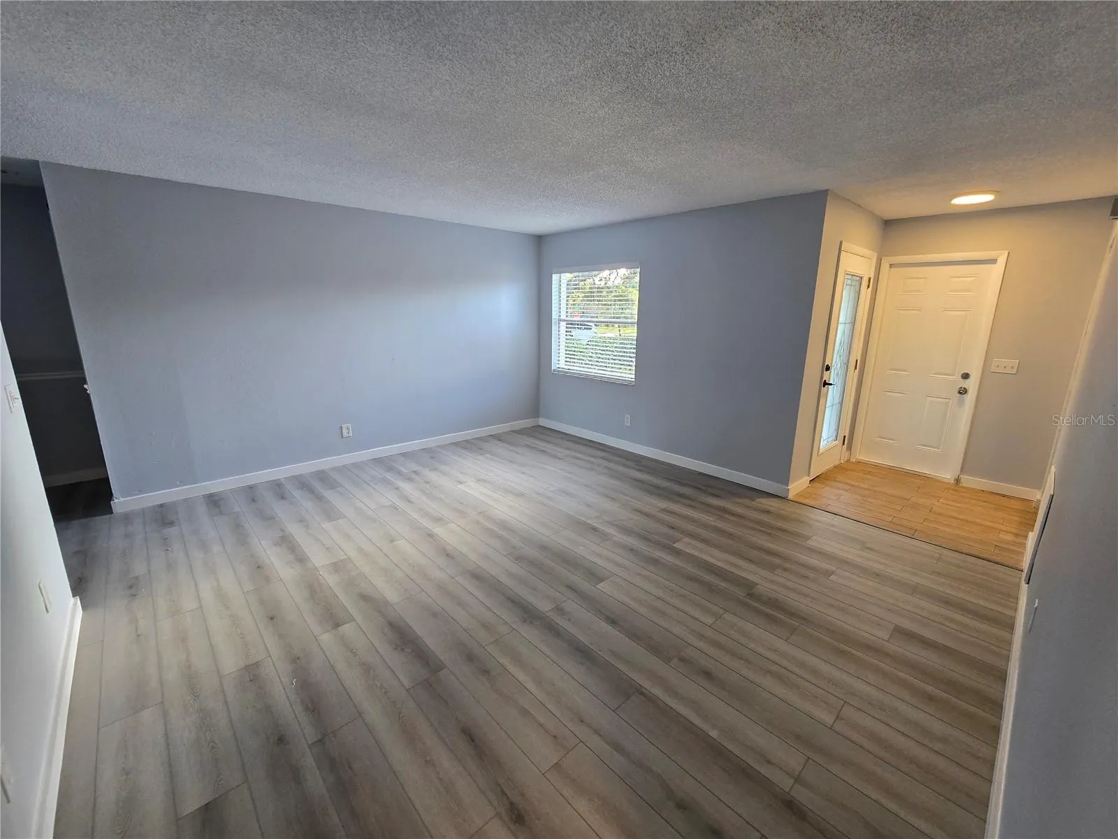 1007 VINEYARD CT