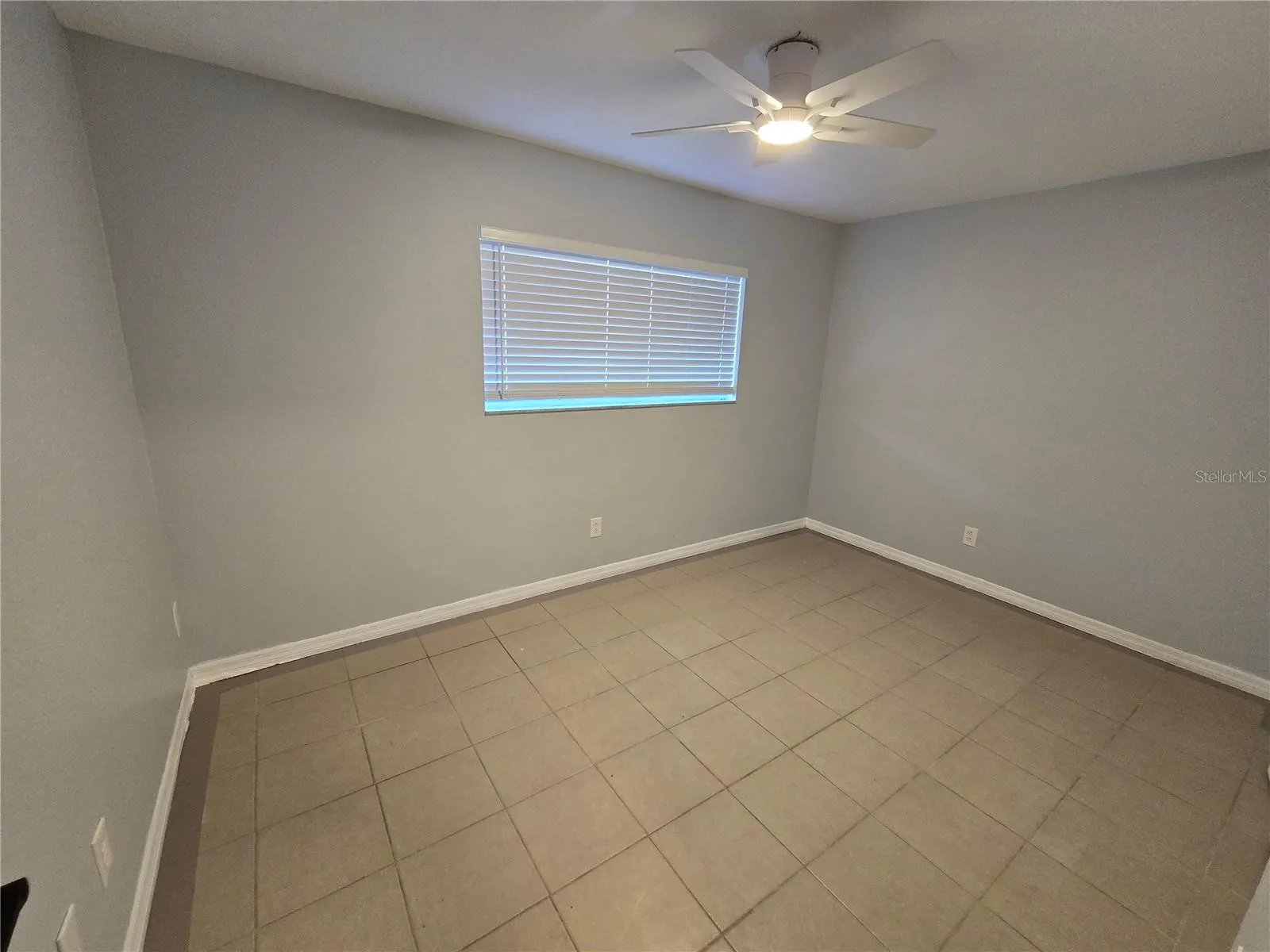 1007 VINEYARD CT