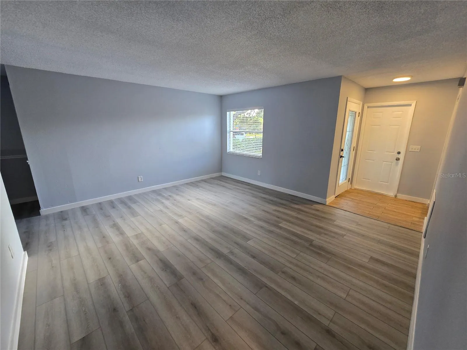 1007 VINEYARD CT