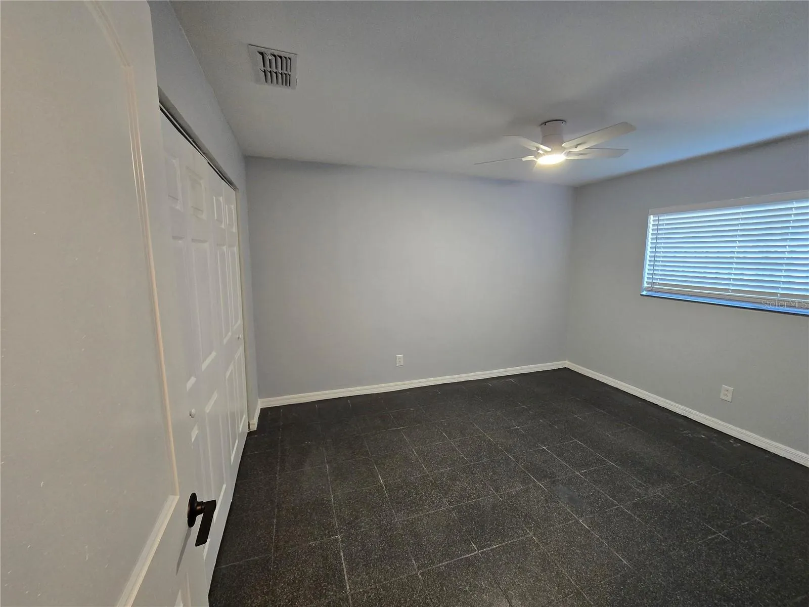 1007 VINEYARD CT