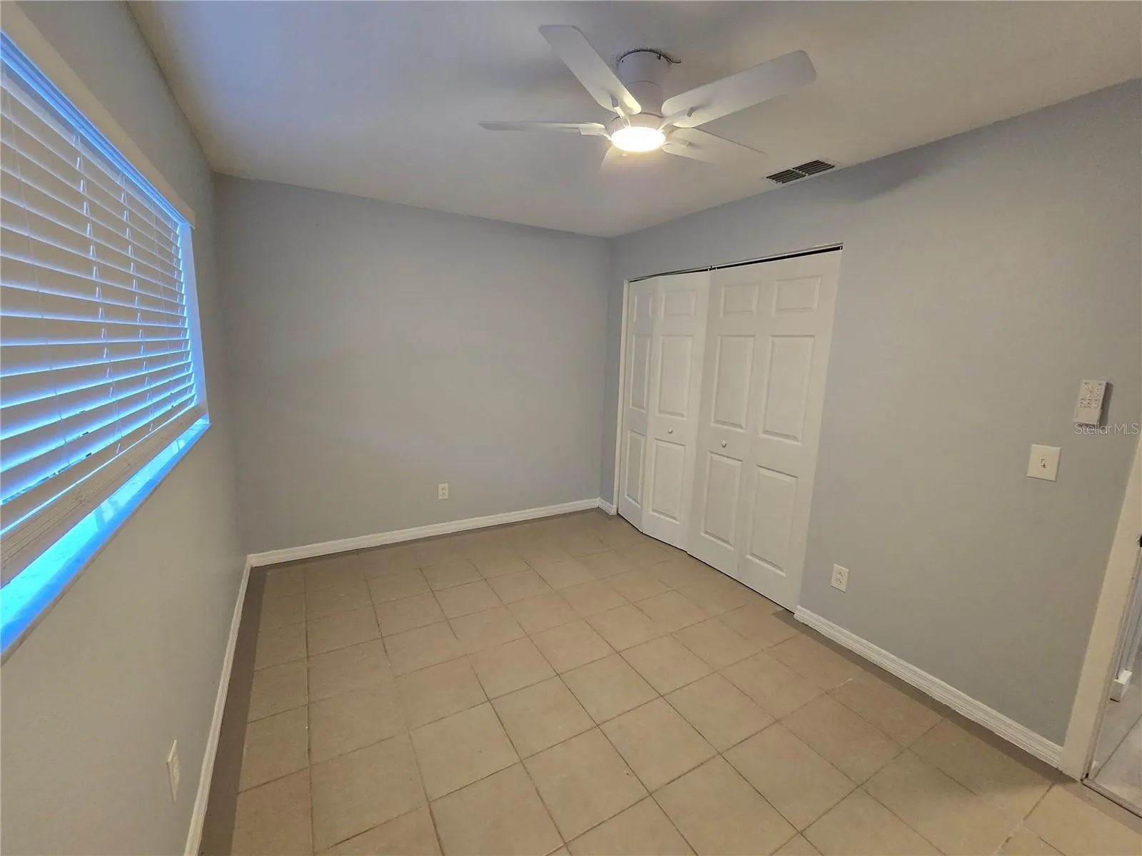 1007 VINEYARD CT