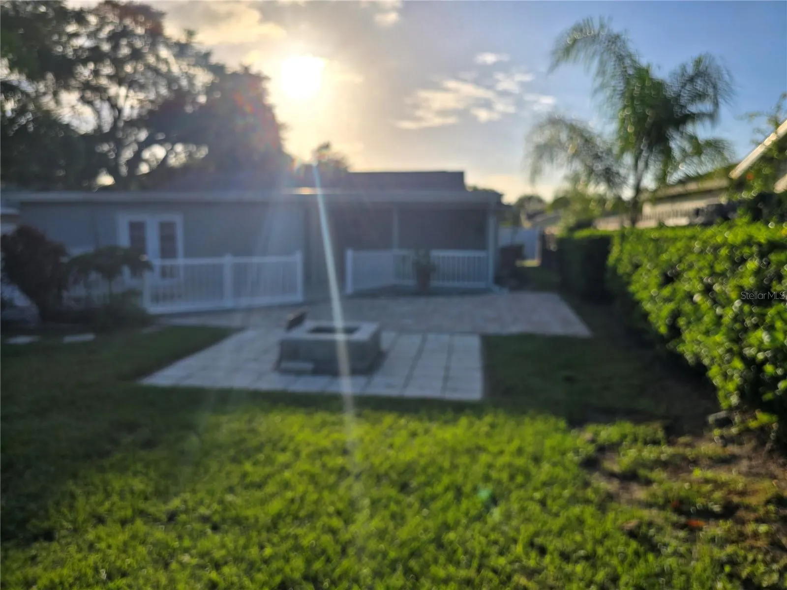 1007 VINEYARD CT