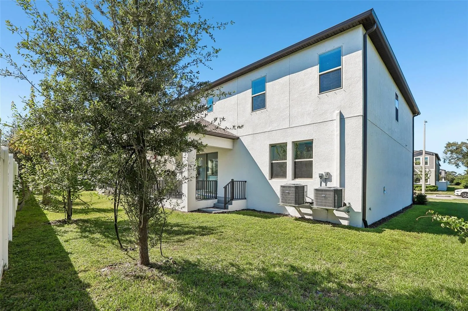 7702 S KISSIMMEE ST