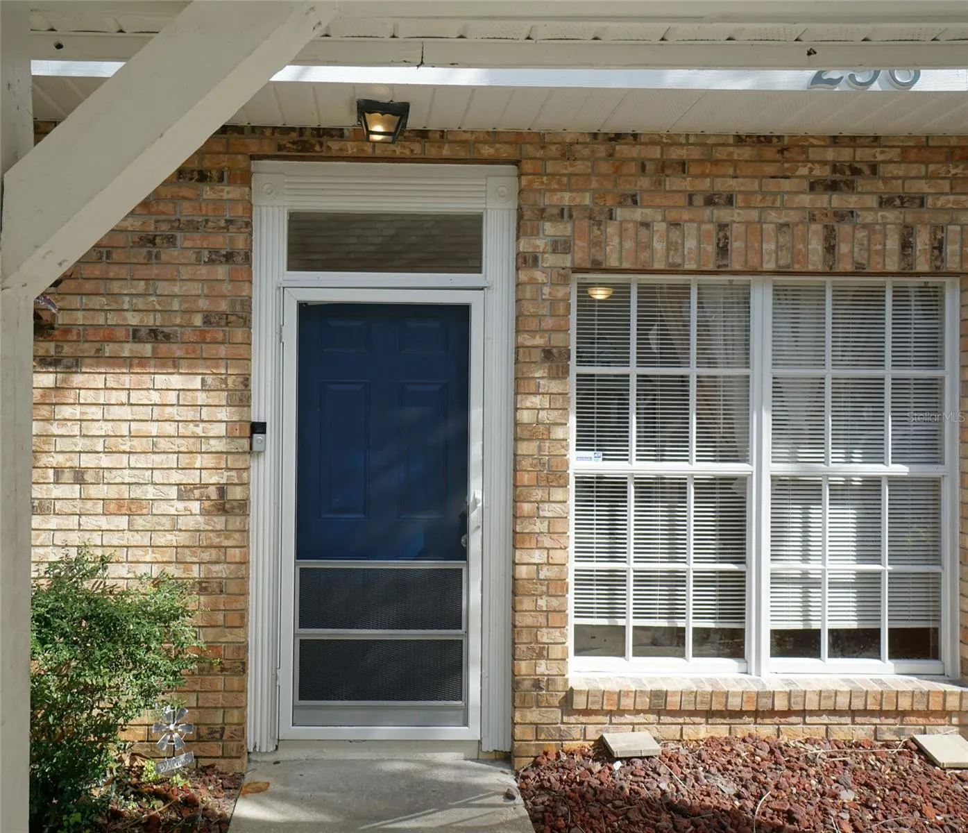 296 WINCHESTER WAY