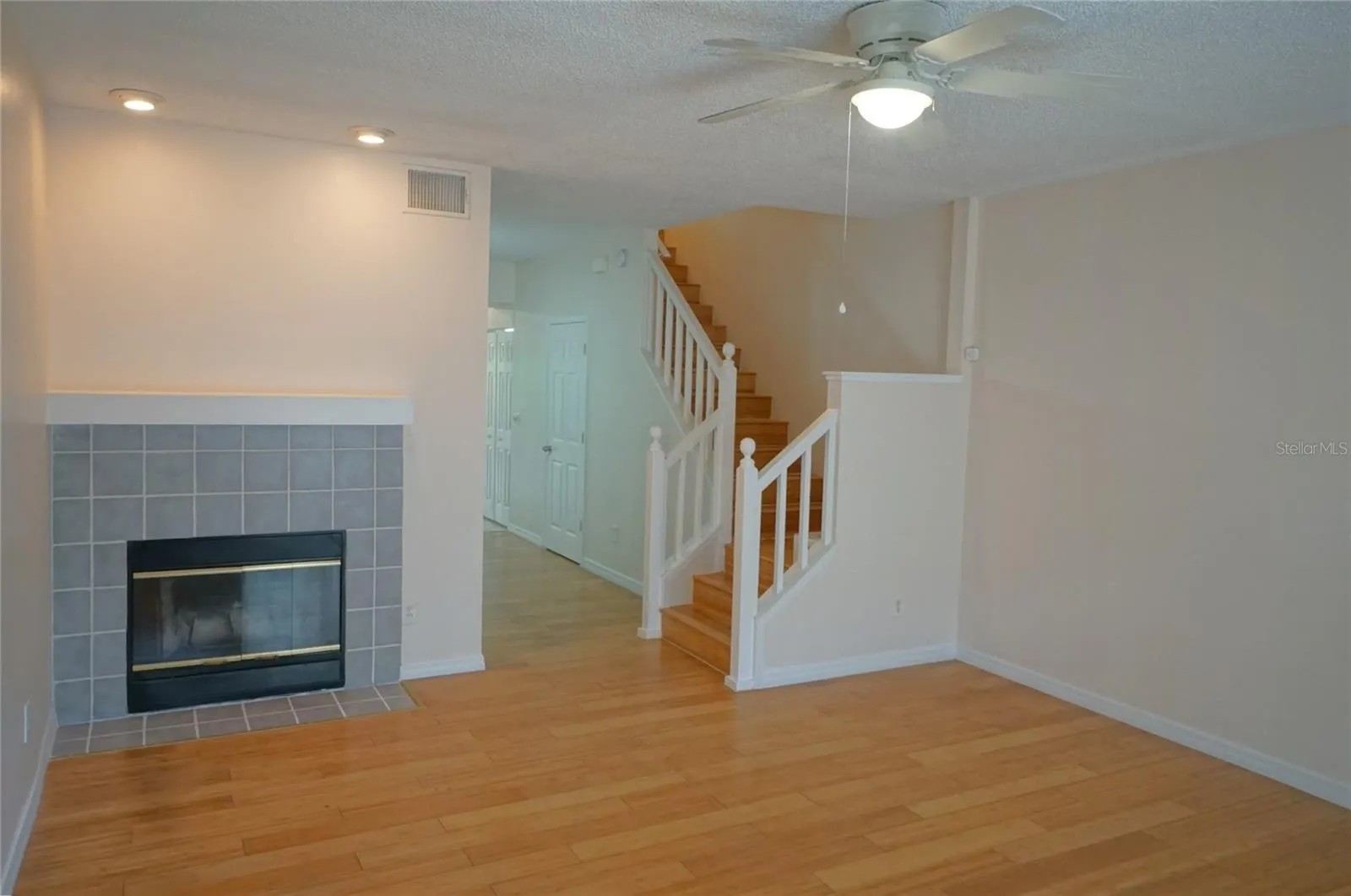 296 WINCHESTER WAY