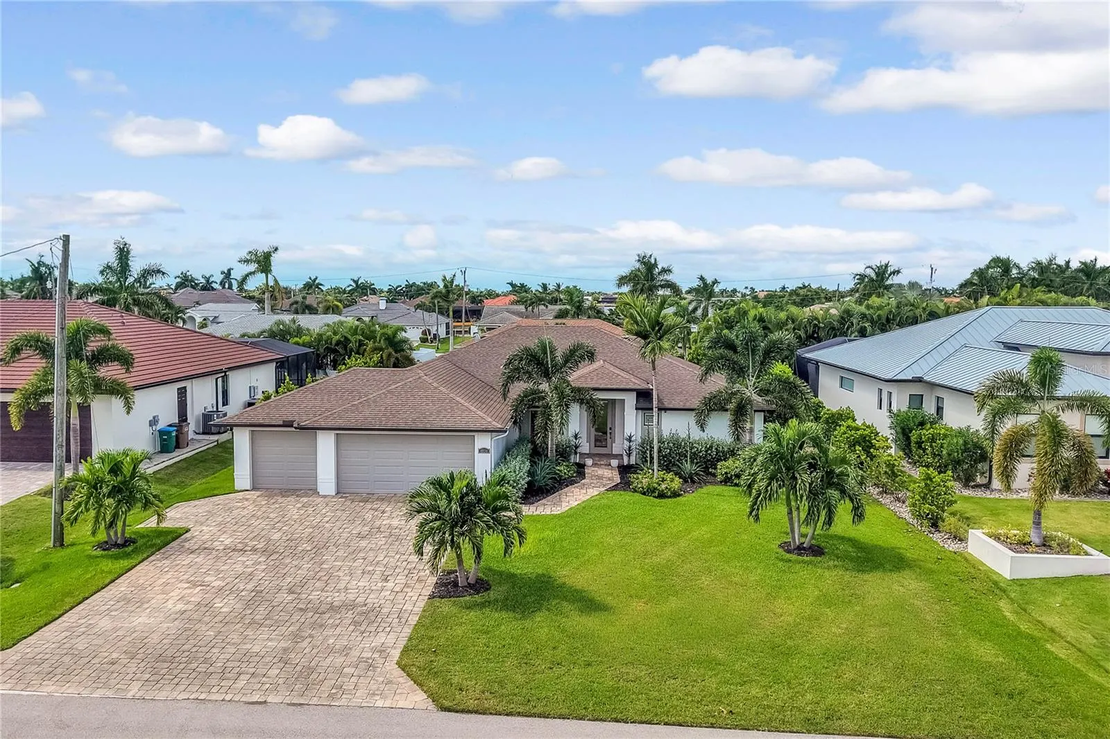 4934 AGUALINDA BLVD
