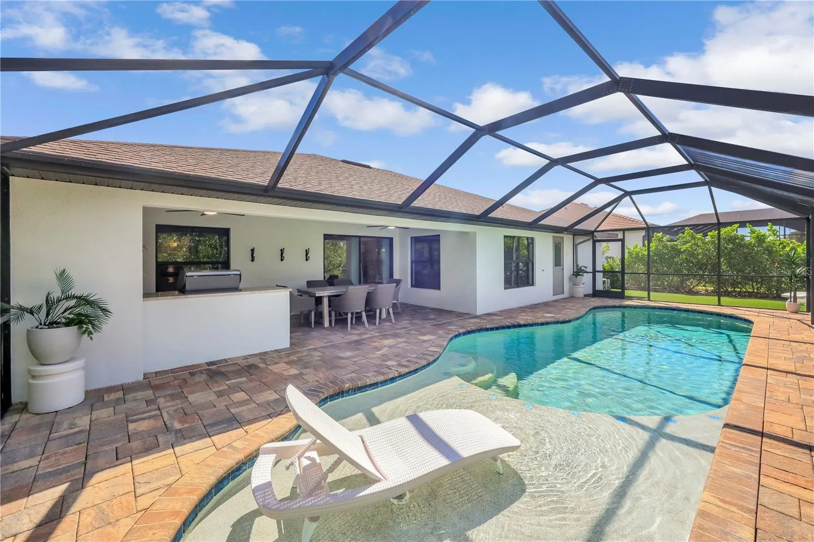 4934 AGUALINDA BLVD