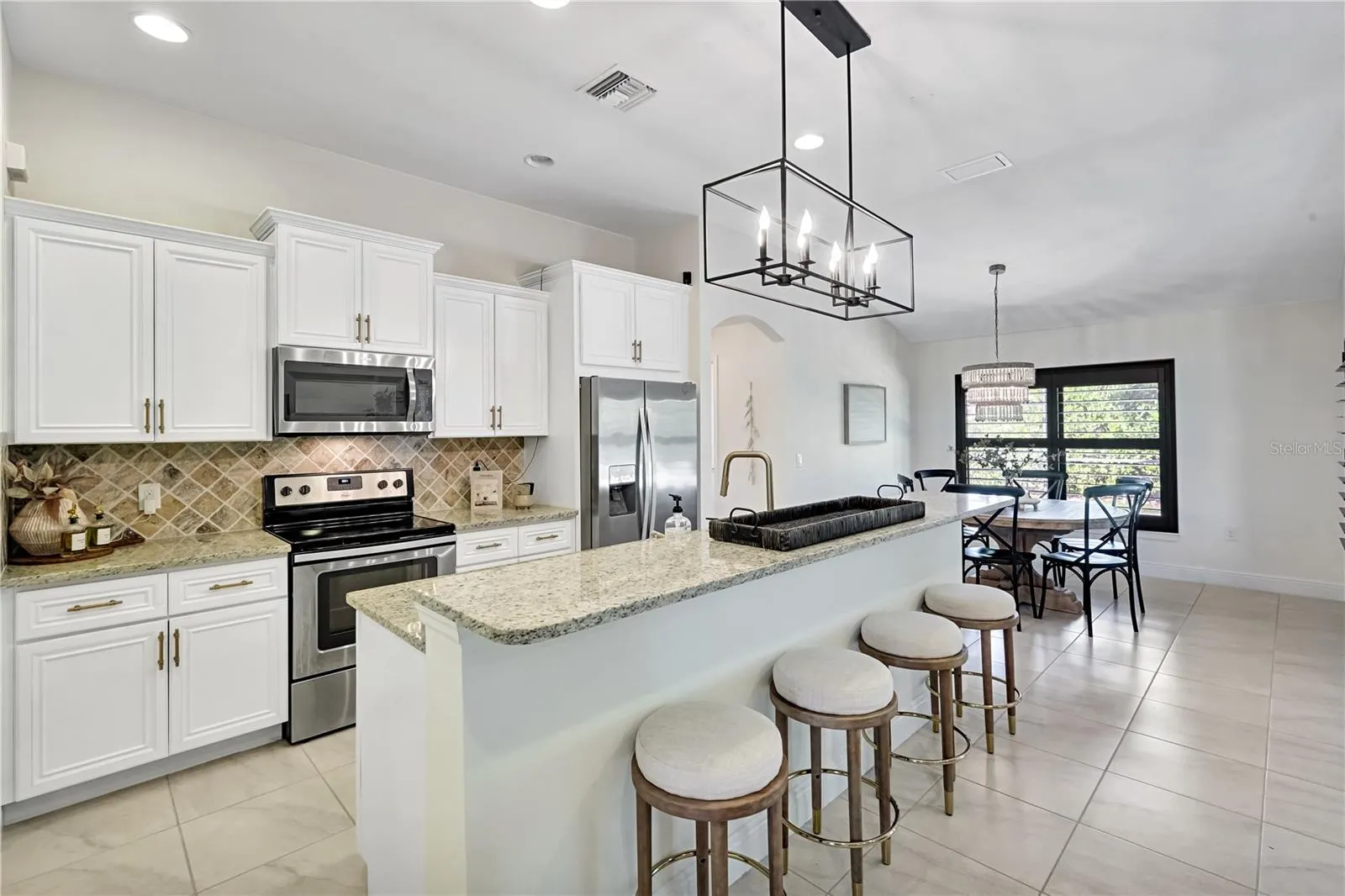 4934 AGUALINDA BLVD