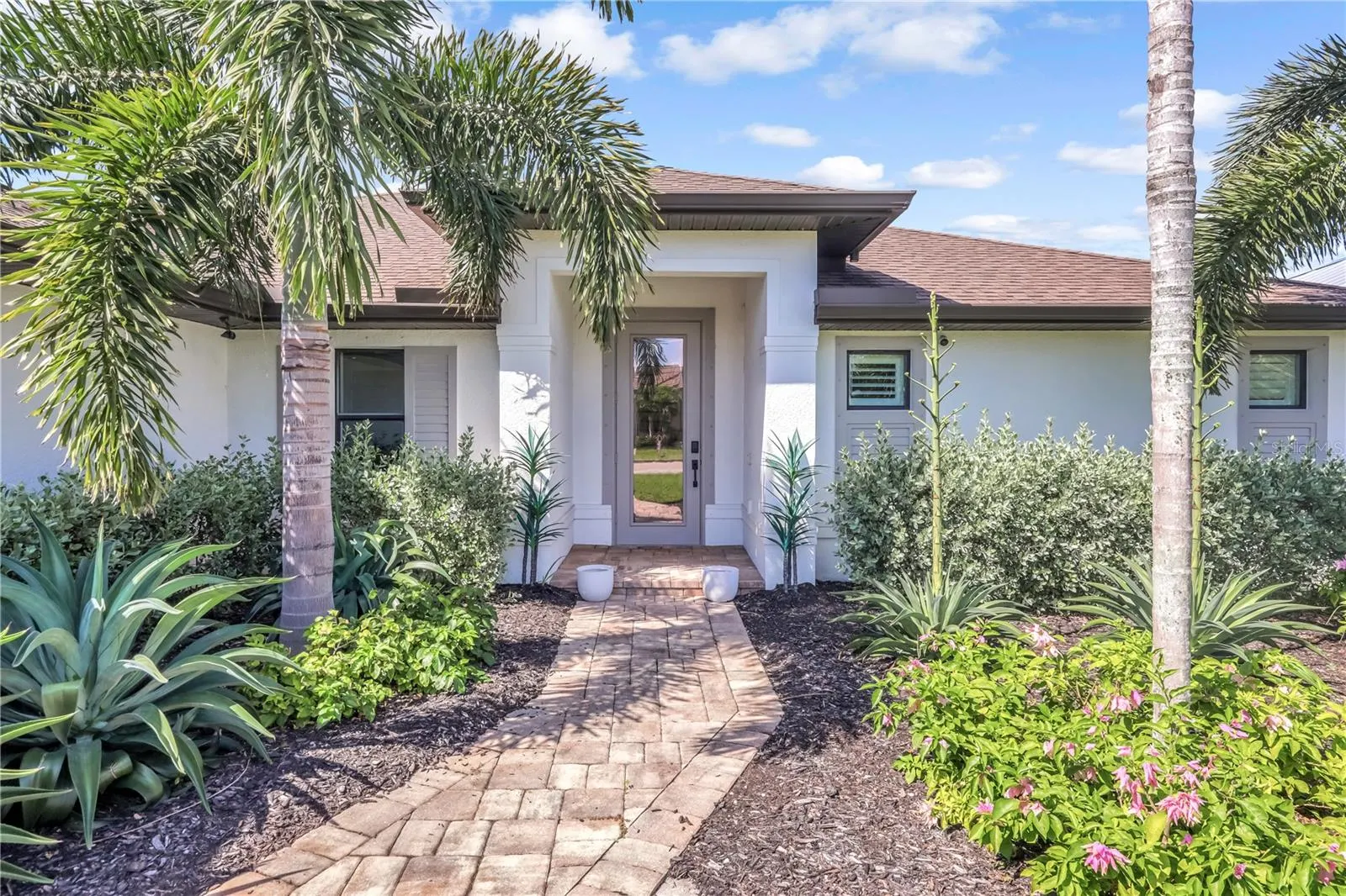 4934 AGUALINDA BLVD