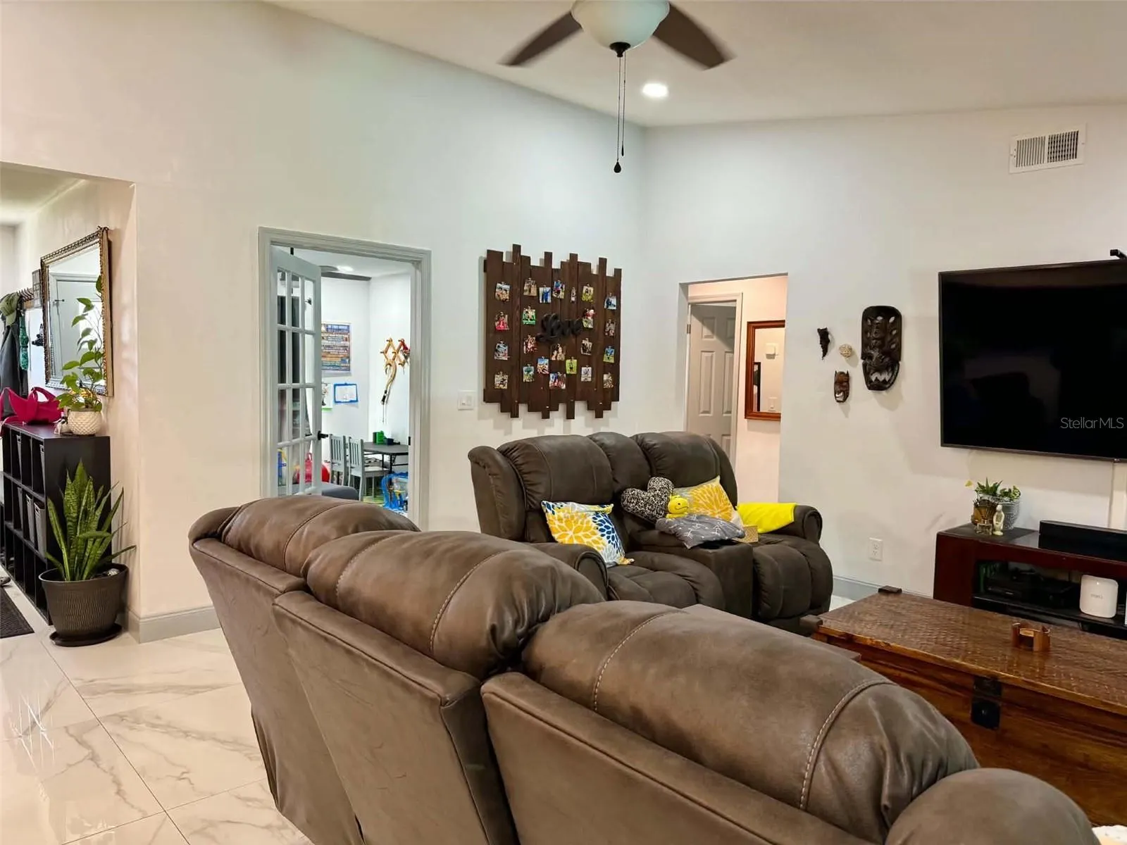 3414 CADE LN
