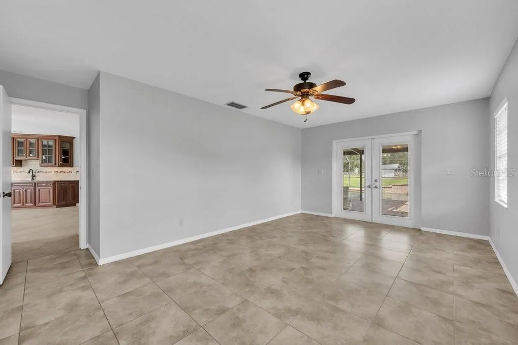5710 WO GRIFFIN RD