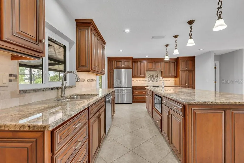 5710 WO GRIFFIN RD