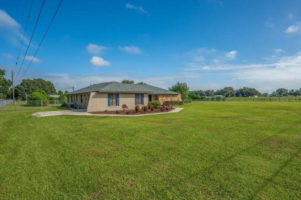 5710 WO GRIFFIN RD
