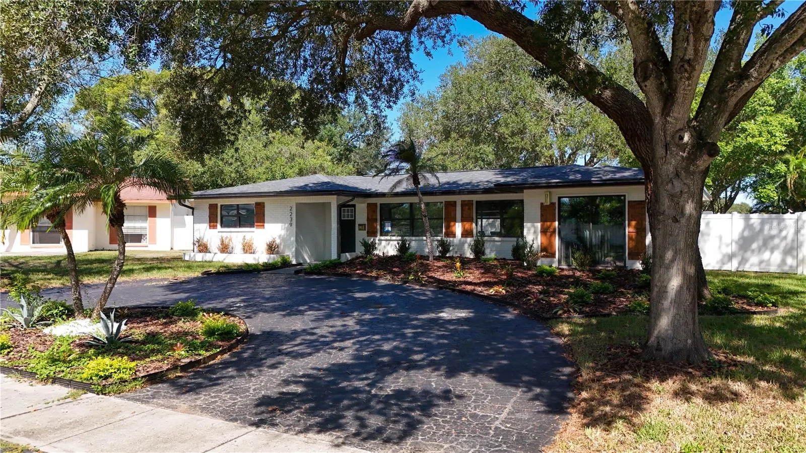 2239 68TH AVE N