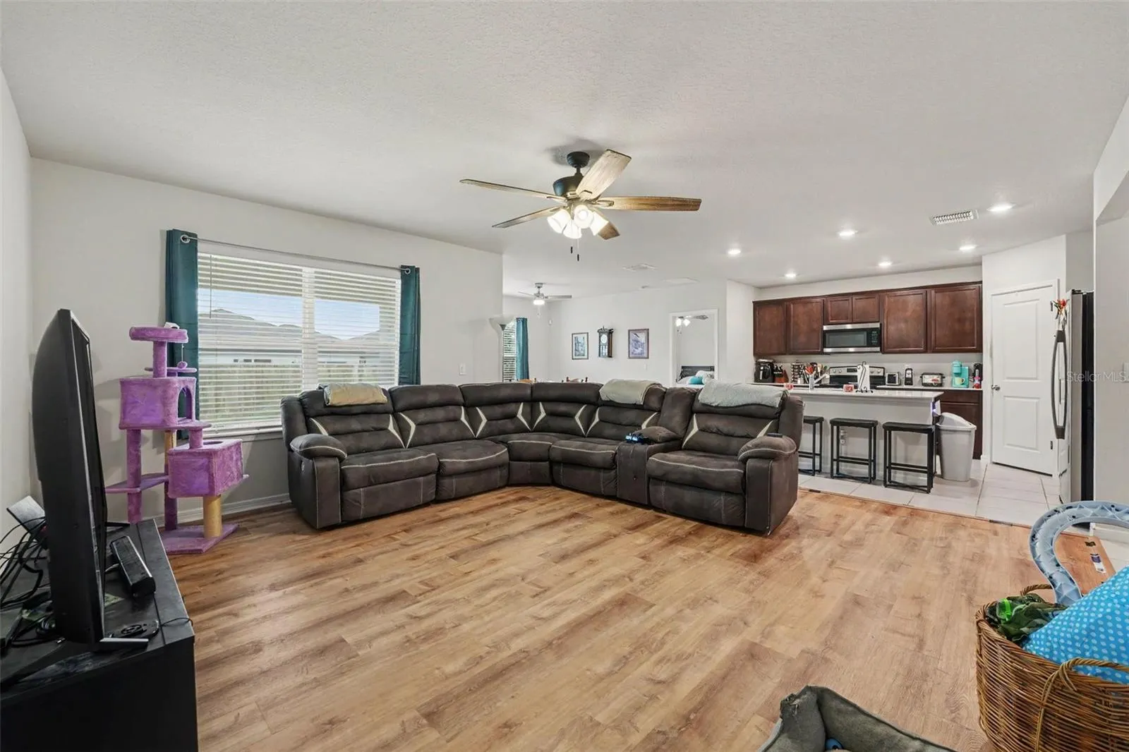 3824 INDIAN RIVER CT