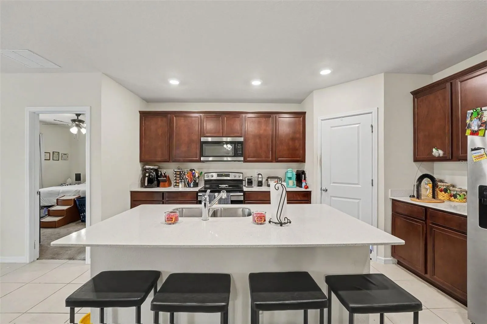 3824 INDIAN RIVER CT