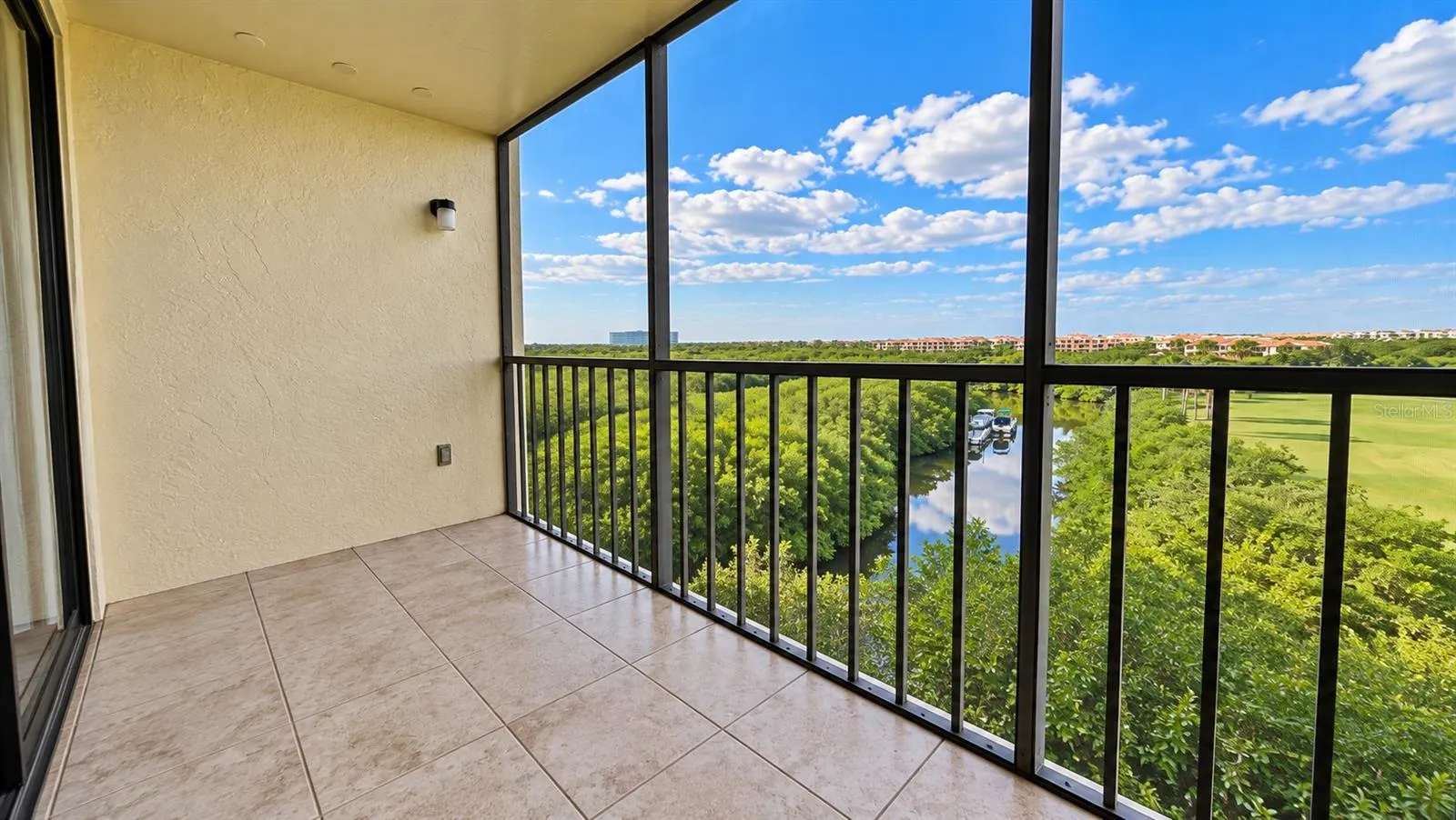 900 COVE CAY DR #5H #5H