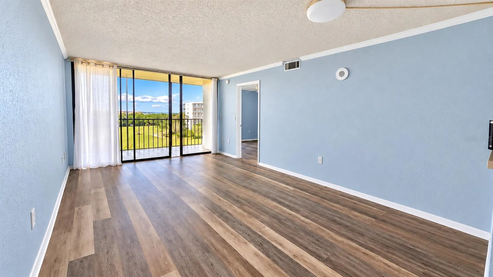 900 COVE CAY DR #5H #5H