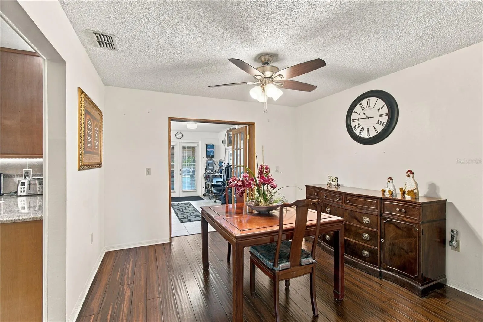 1851 STELLA CT E