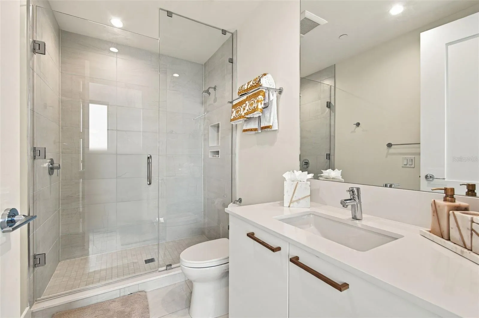 2103 BAYSHORE BLVD #706 #706
