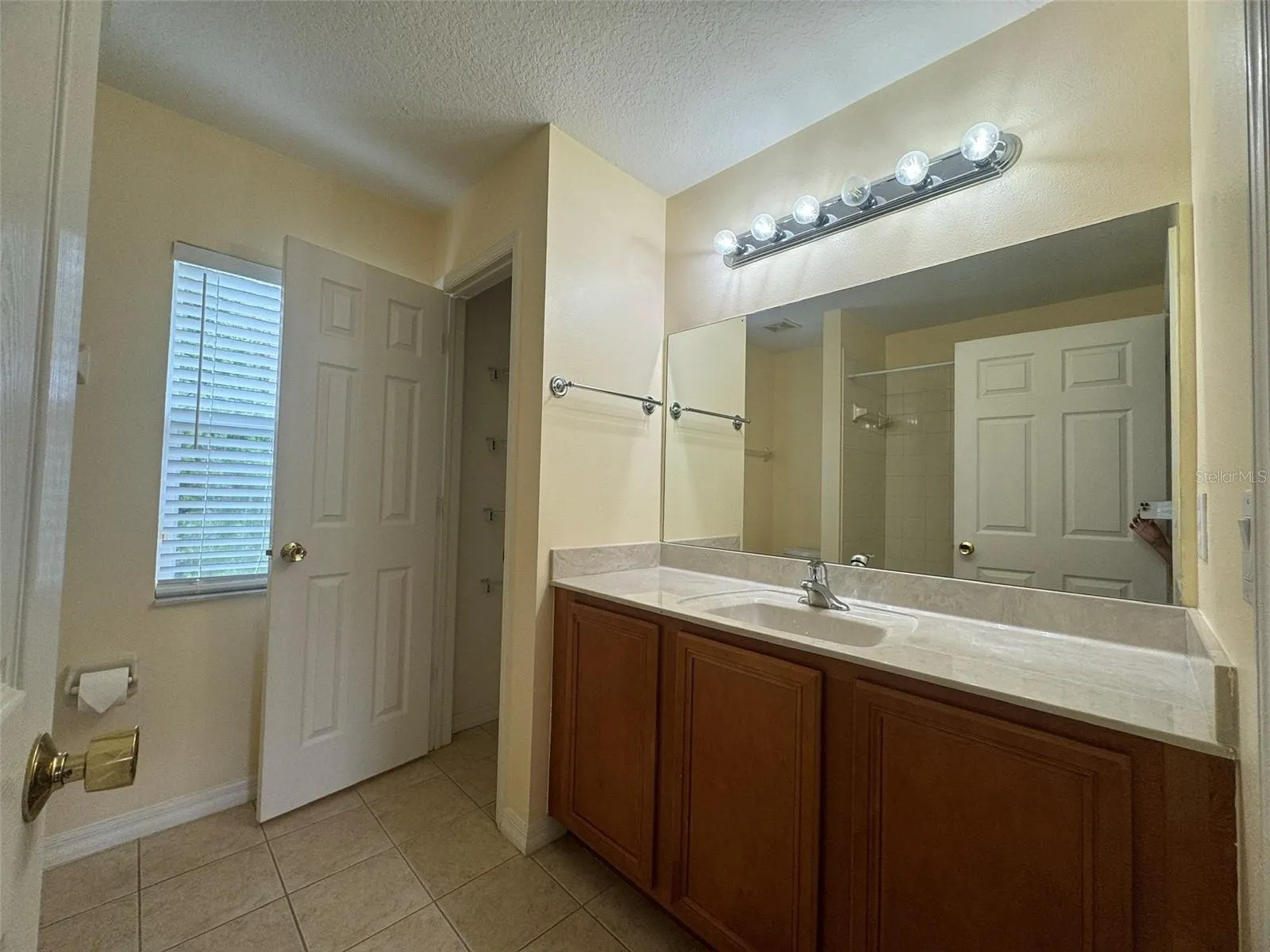 20123 INDIAN ROSEWOOD DR