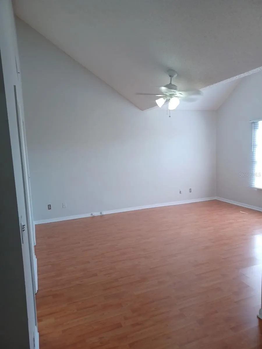 12173 ARMENIA GABLES CIR