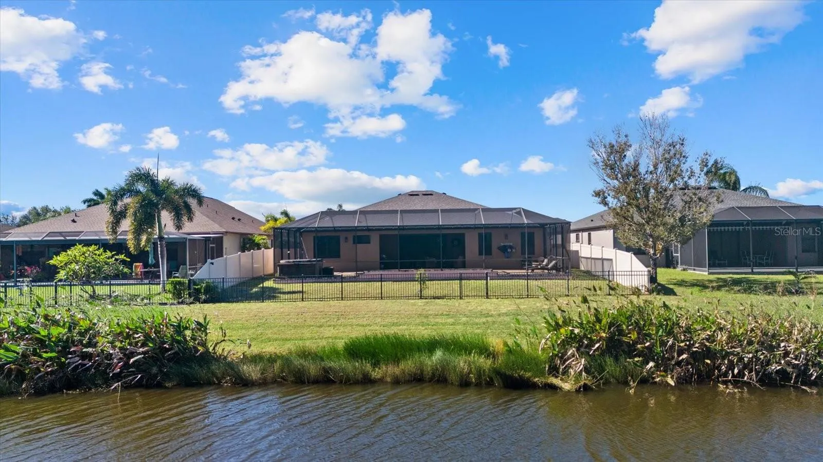 308 STAR SHELL DR