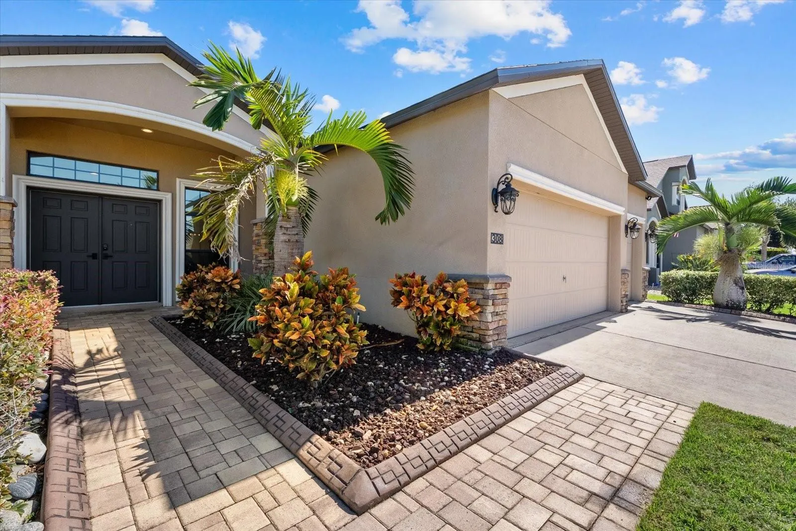 308 STAR SHELL DR