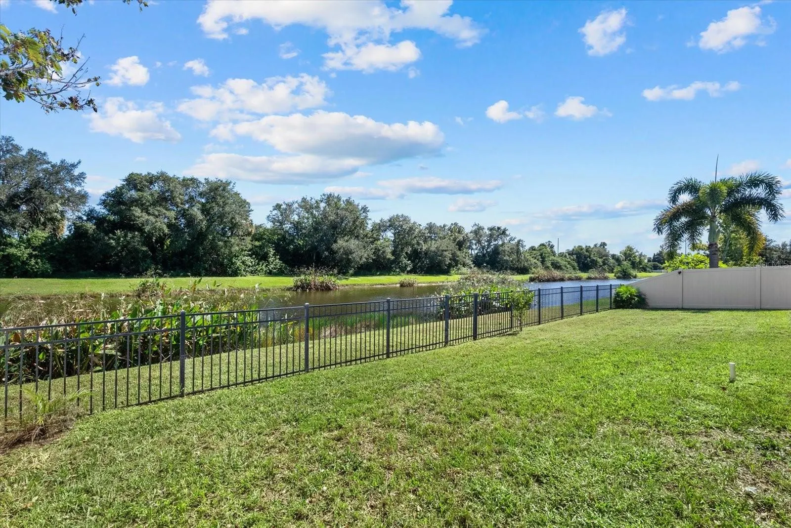 308 STAR SHELL DR