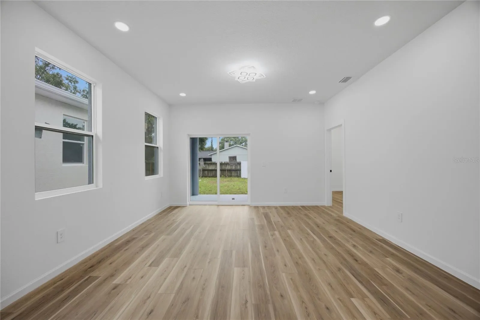 3109 E 22ND AVE