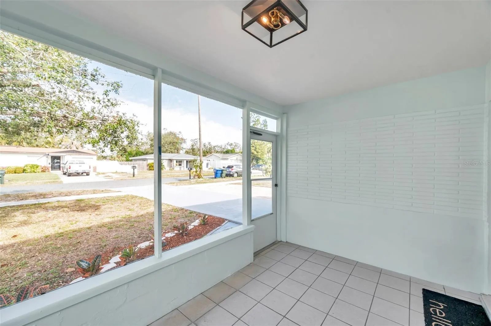 2238 13TH AVE SW