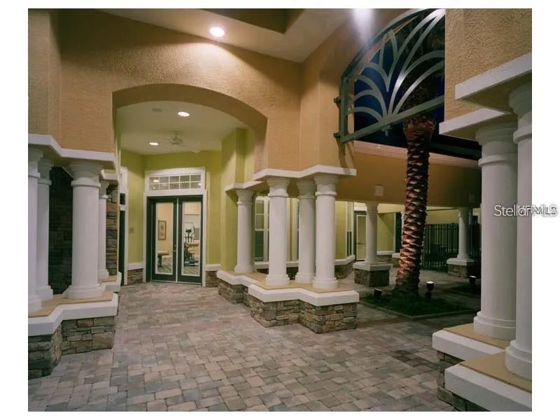 9916 COURTNEY PALMS BLVD #303 #303