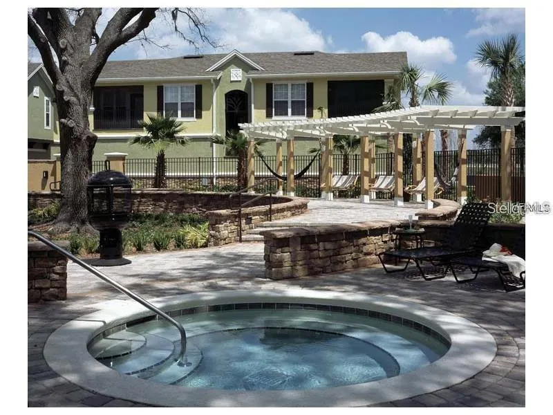 9916 COURTNEY PALMS BLVD #303 #303