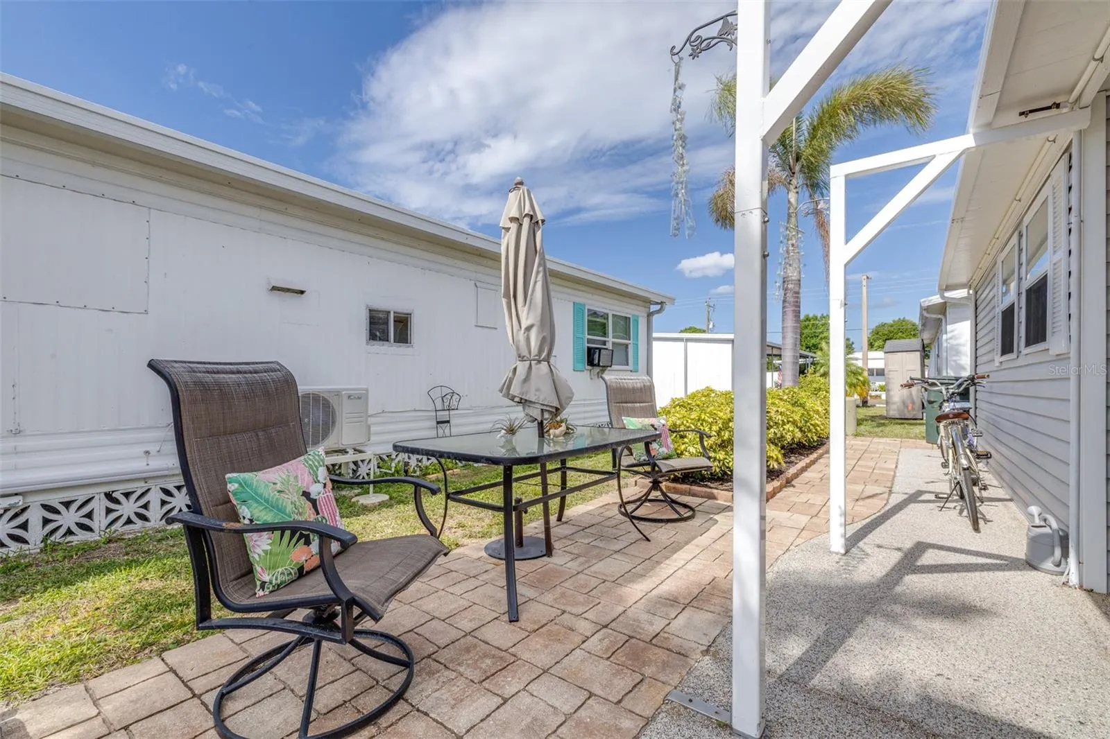 2712 17TH STREET LN W