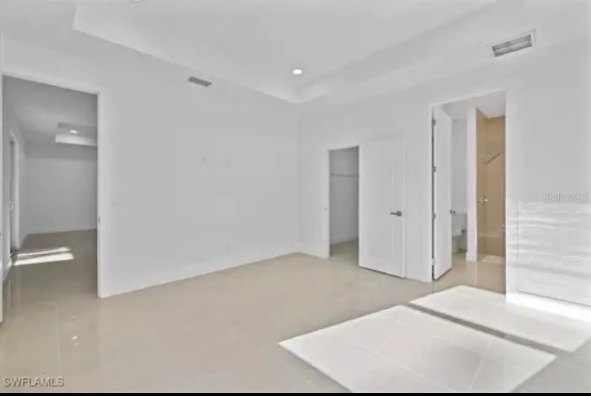 150 BELL BLVD S